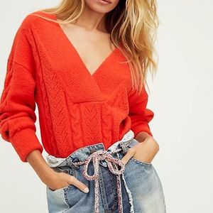 NWT Free People True Love Knit V Neck Cropped Sweater Size Small